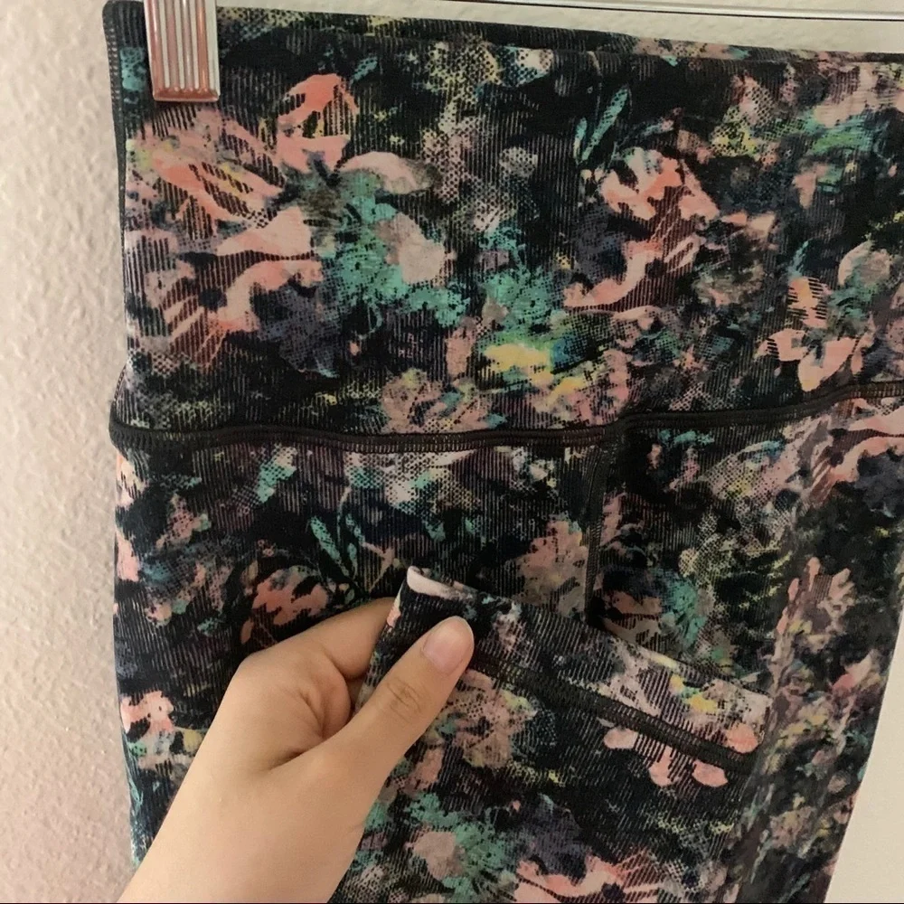 Lululemon Wunder Under HR Crop